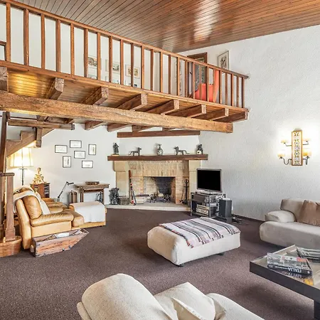 Semesterbostad Casa Gran San Quírico Safaja