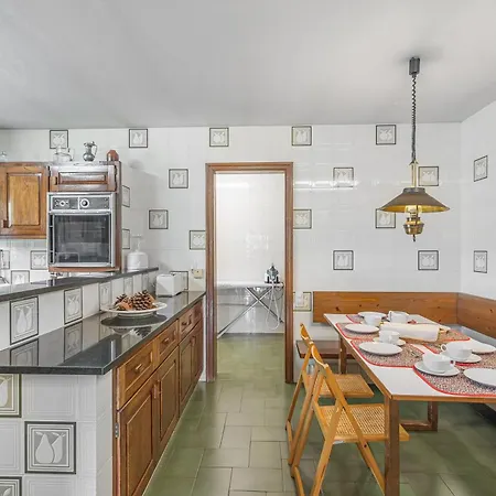 Holiday home Casa Gran Sant Quirze Safaja